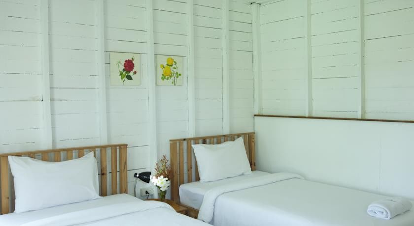 Sunshine Inn Resort Khao Lak Exterior foto