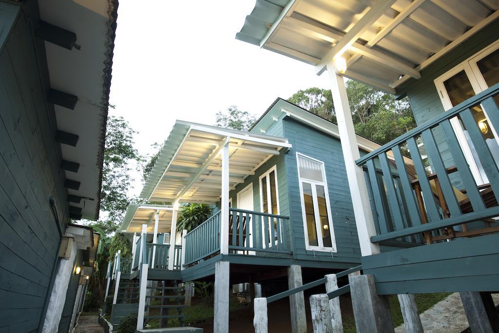 Sunshine Inn Resort Khao Lak Exterior foto