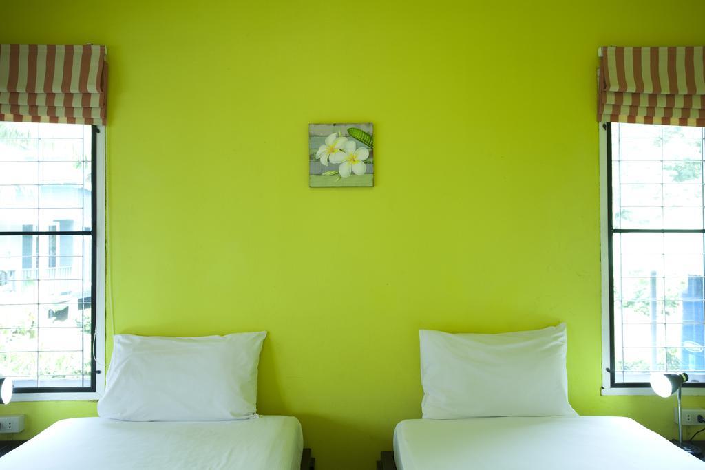 Sunshine Inn Resort Khao Lak Zimmer foto